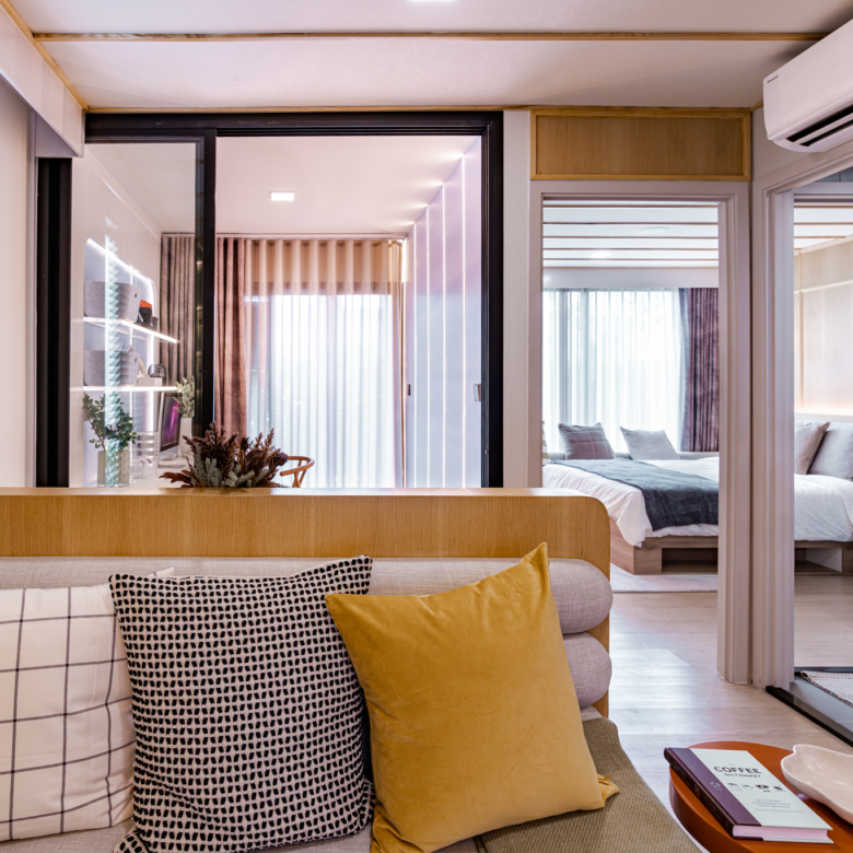 Atmoz Season Ladkrabang