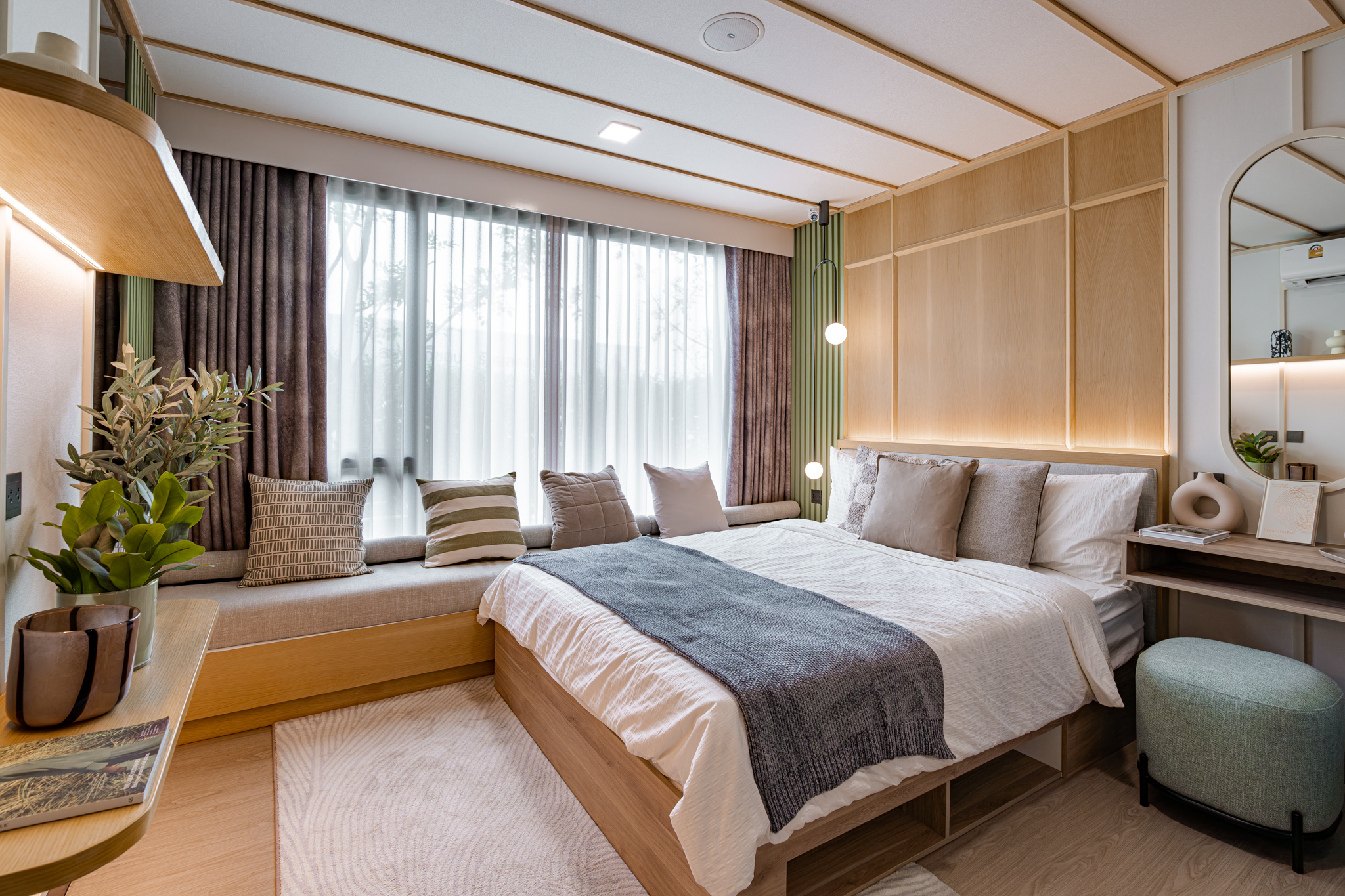 Atmoz Season Ladkrabang