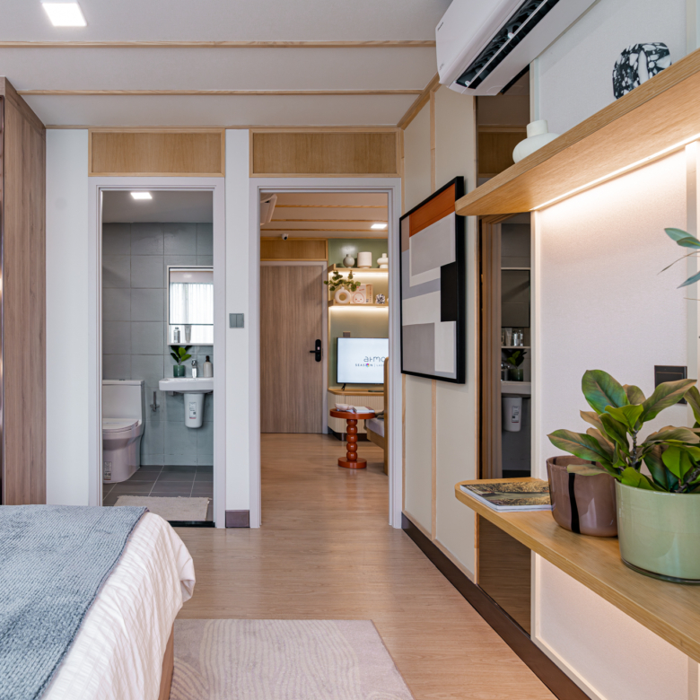 Atmoz Season Ladkrabang