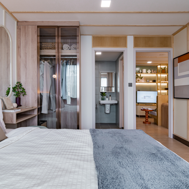 Atmoz Season Ladkrabang