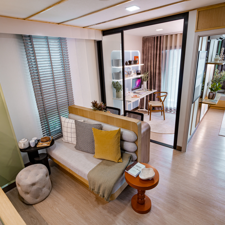 Atmoz Season Ladkrabang