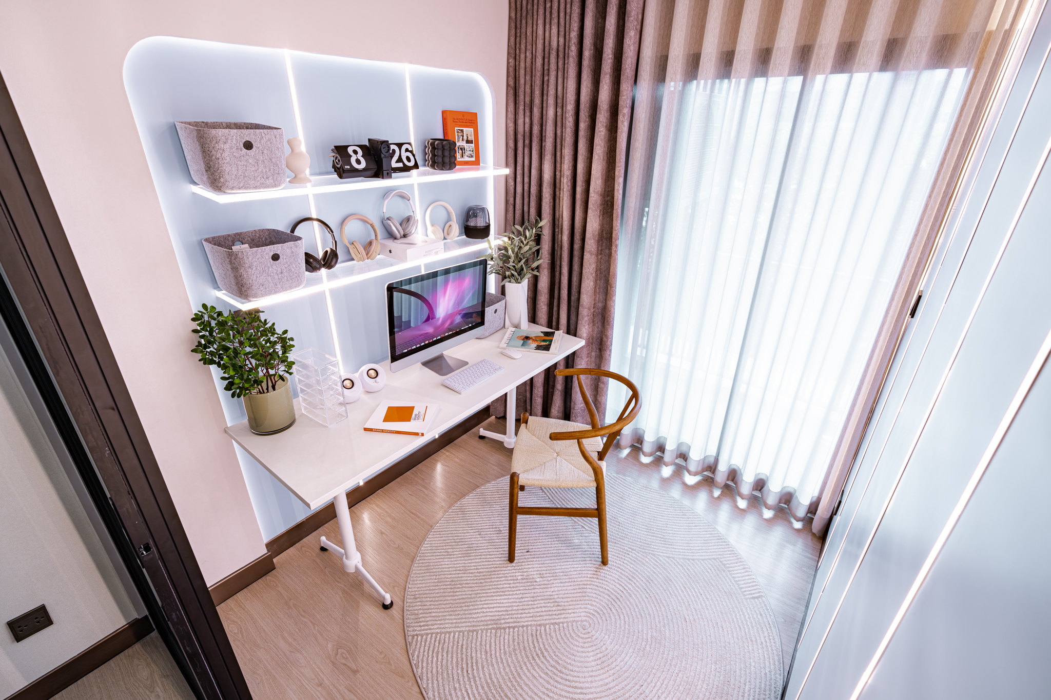 Atmoz Season Ladkrabang