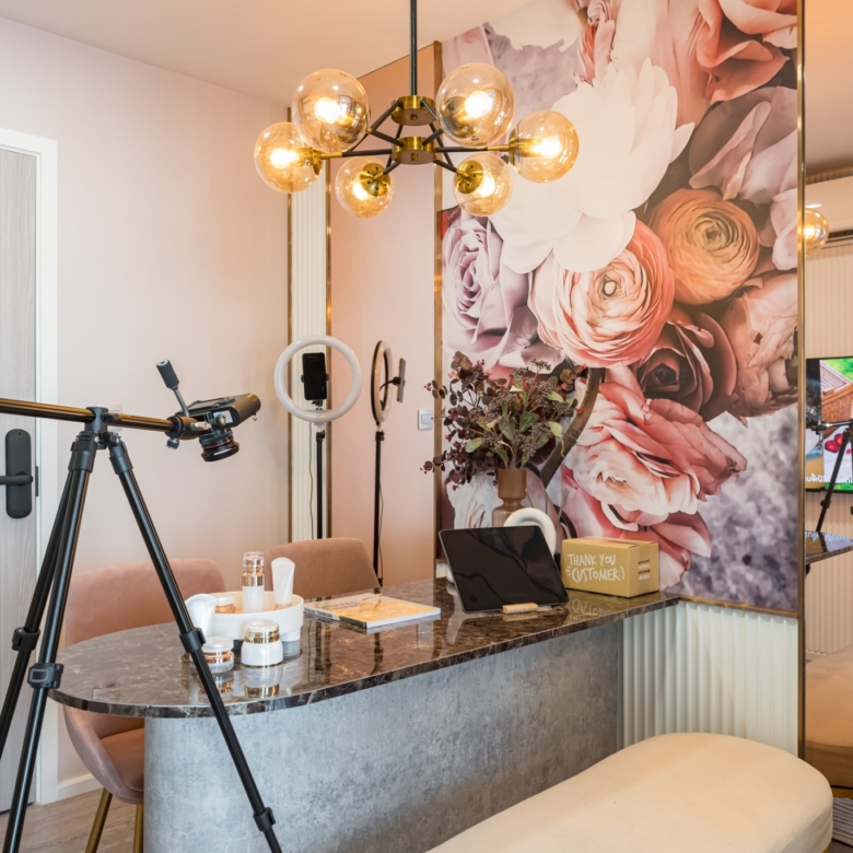 Atmoz Tropicana Bangna