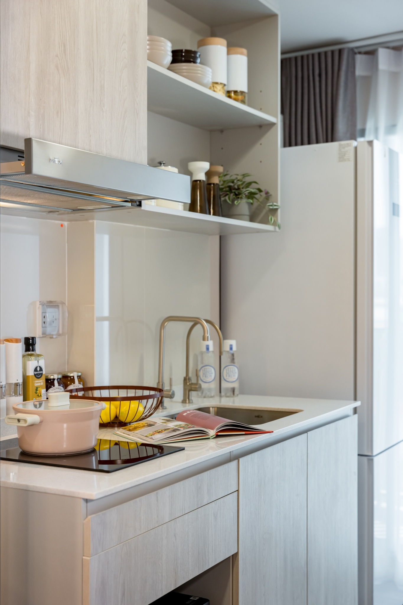 Atmoz Tropicana Bangna